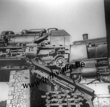 F-28000 Chartres. 1940. Locomotives détruites (WL101)