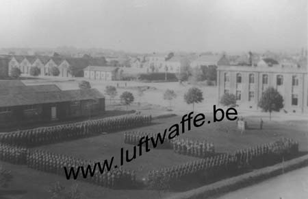 F-49000 Angers. Caserne. Parade. 1941 (2) (WL227)