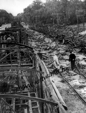 F-60200 Compiègne. 1944. Train détruit (AR88)