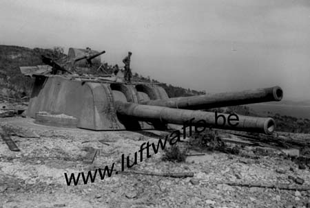 F-83000 Toulon. Batterie côtière 1944 (AR143)