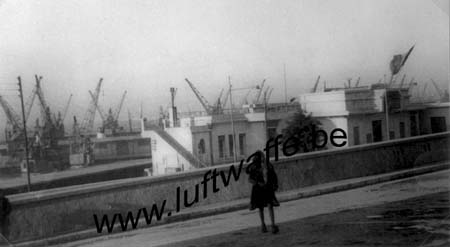 F-13000 Marseille. 1942. Le nouveau port (WL609)