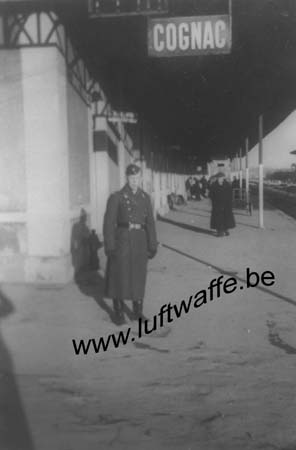 F-16100 Cognac. 1942. Quai de la gare (WL358)