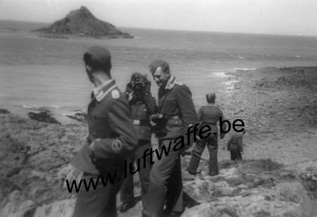 F-35400 St Malo. 1942 (2) (WL578)