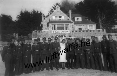 F-35800 Dinard (secteur). 1942 (6) (WL578)