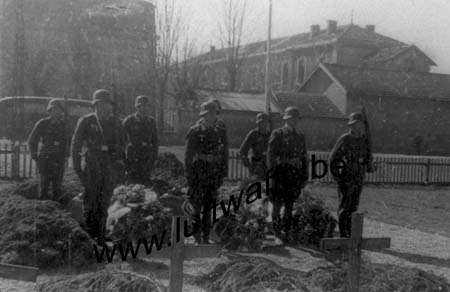 F-54200 Toul. Inhumation en décembre 41 (2) (WL372)