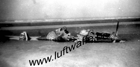 F-59140 Dunkerque. Spitfire sur la plage. 1940 (WH10)