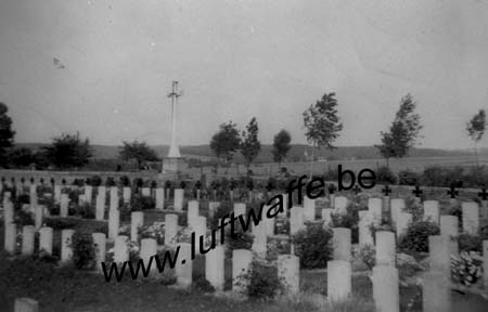 F-59430 St Pol. 1943. Cimetière des deux guerres (WL274)