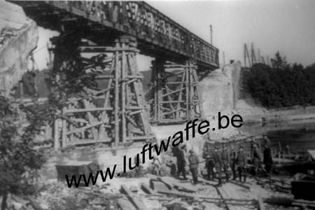 F-60100 Creil. Juillet 40. Pont reconstruit (B152)