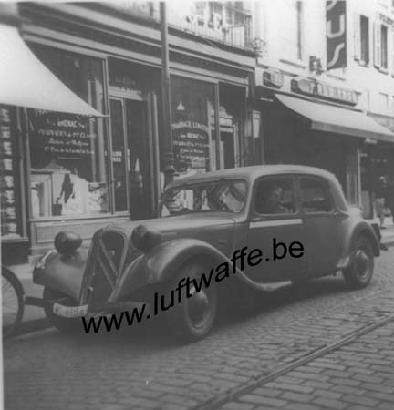 F-76600 Le Havre. Août 40. La voiture de service (WL247)