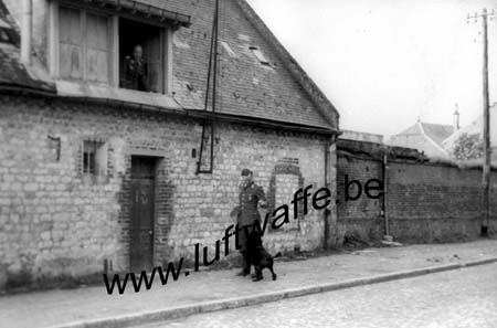 F-Cléry lez Pouilly. Mai 40 (1) (77.102)