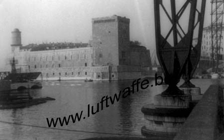 F-13000 Marseille. 1942. Le fort (WL609)